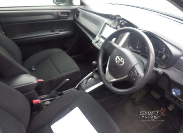 Toyota Corolla Fielder Hybrid 2021