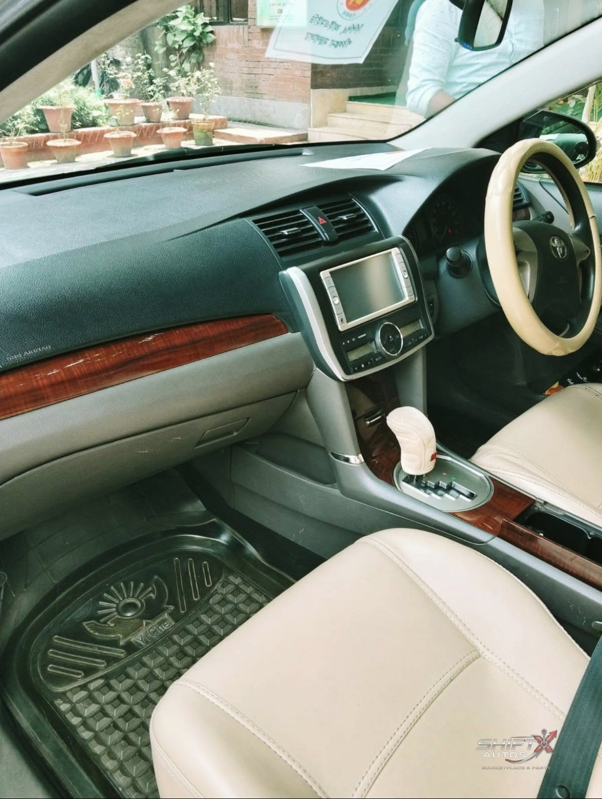 Toyota Premio F 2014