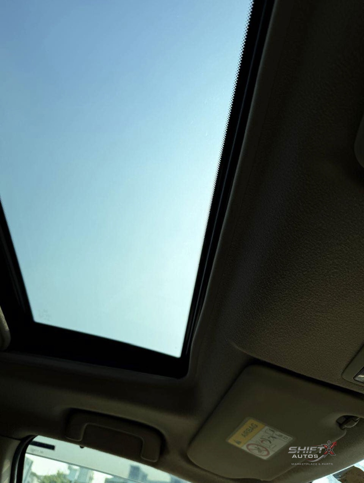 Mitsubishi Outlander PHEV 2013 sunroof