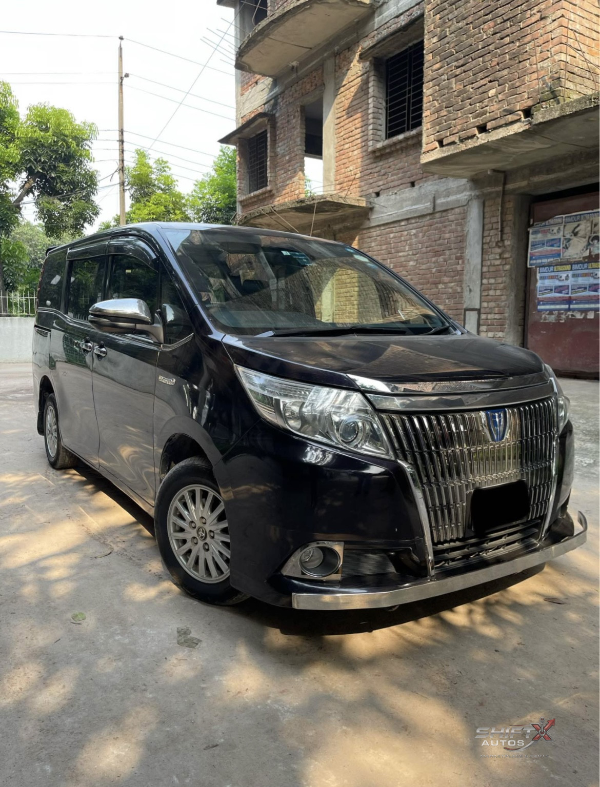 Toyota Noah Esquire 2015