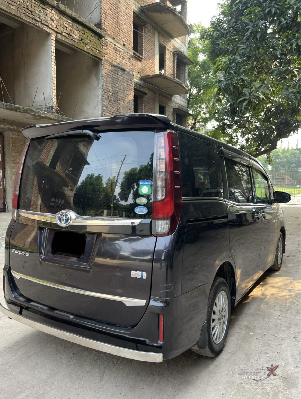 Toyota Noah Esquire 2015