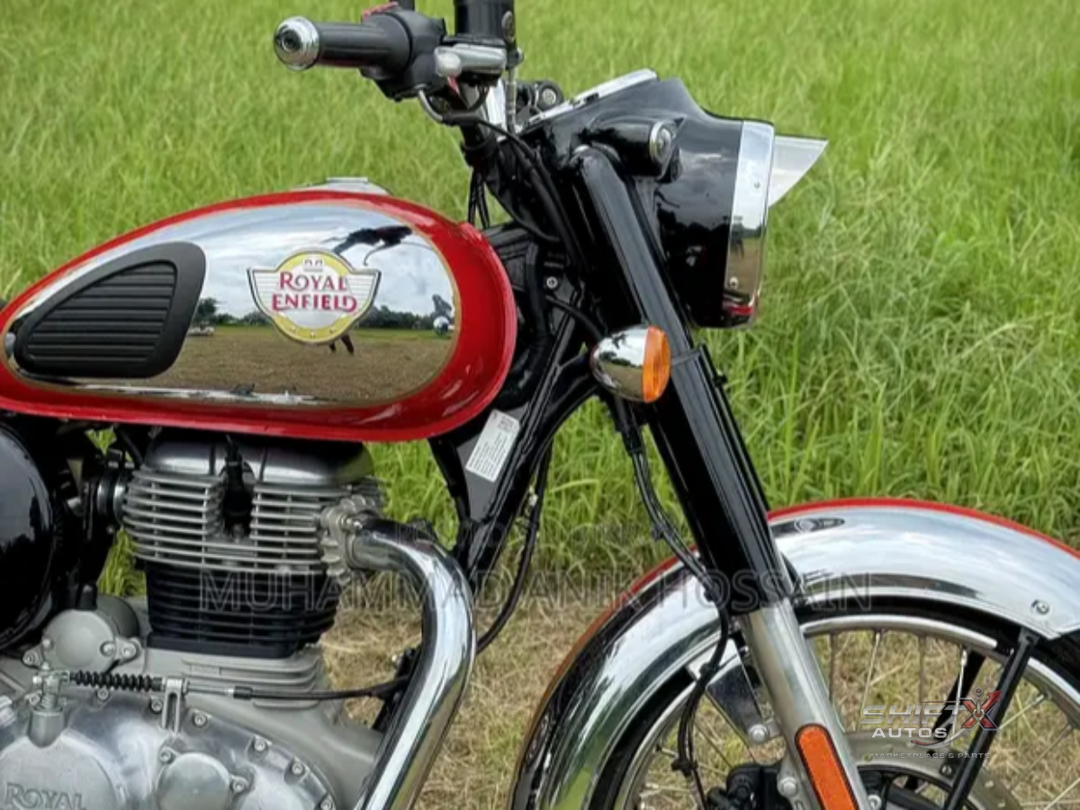 Royal Enfield Classic 350 2025 Red
