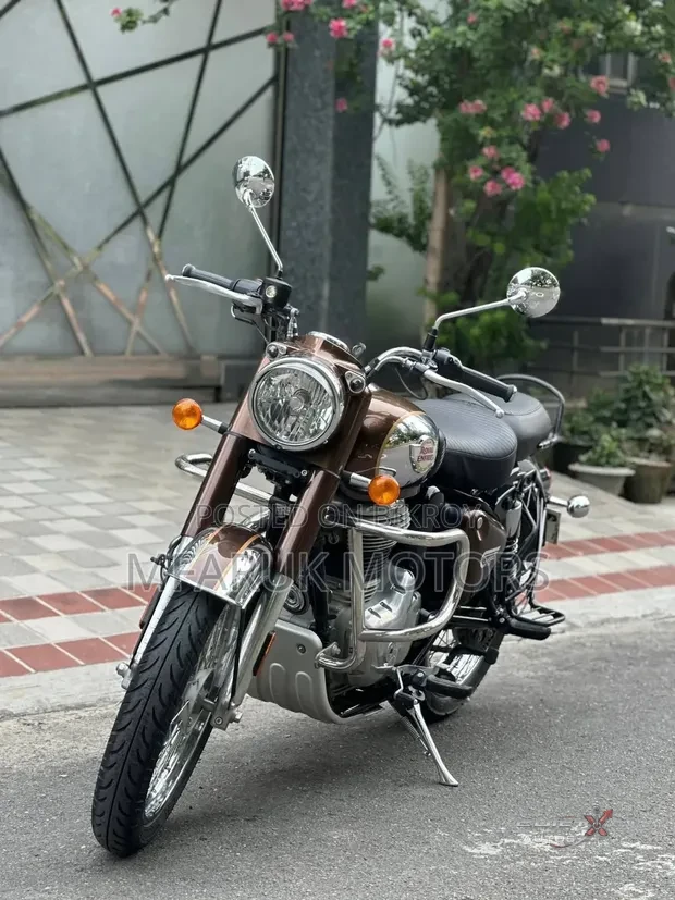 Royal Enfield Classic 350 2026 Brown