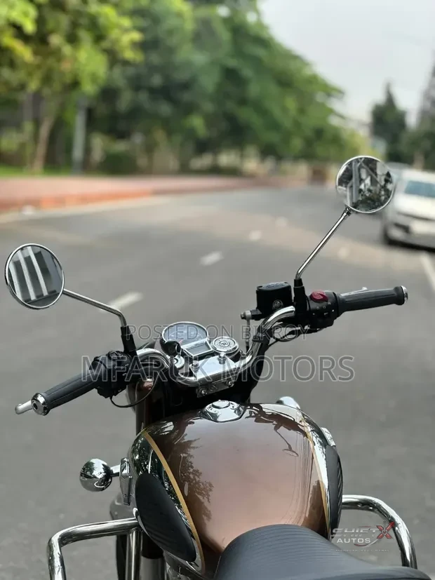 Royal Enfield Classic 350 2026 Brown