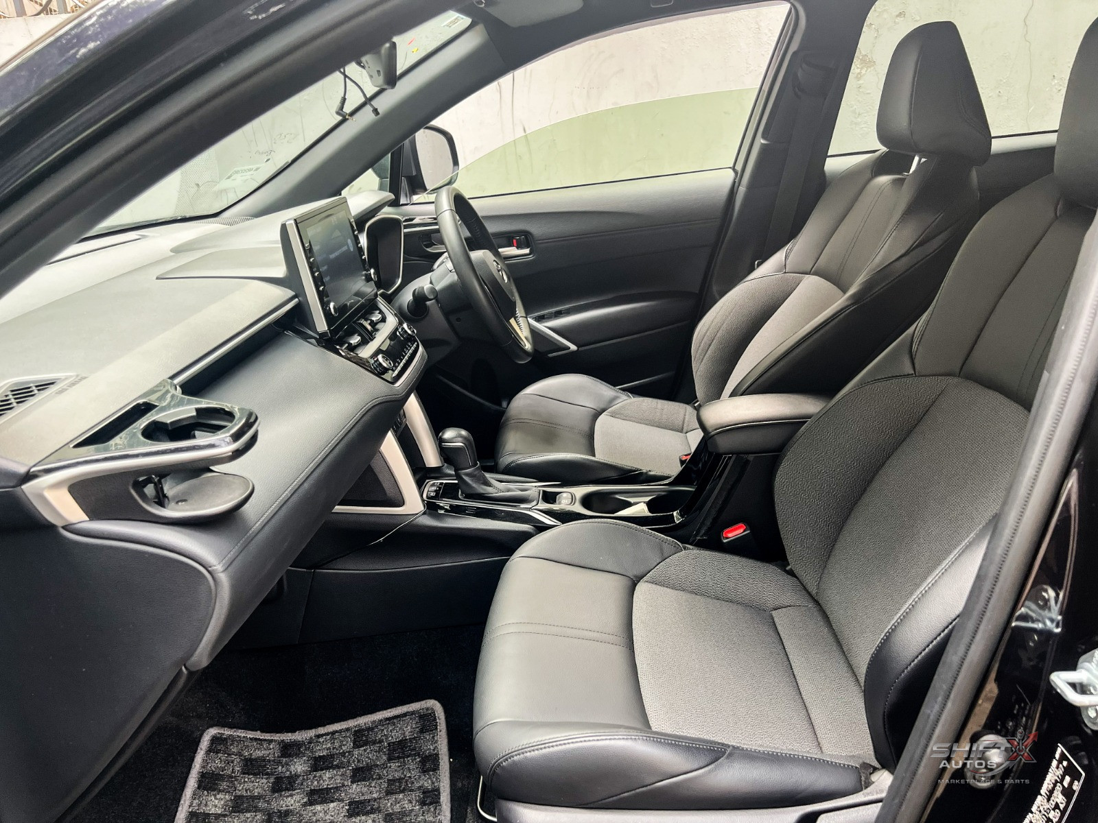 Toyota Corolla Cross Z Pkg 2021 (Hard Top)