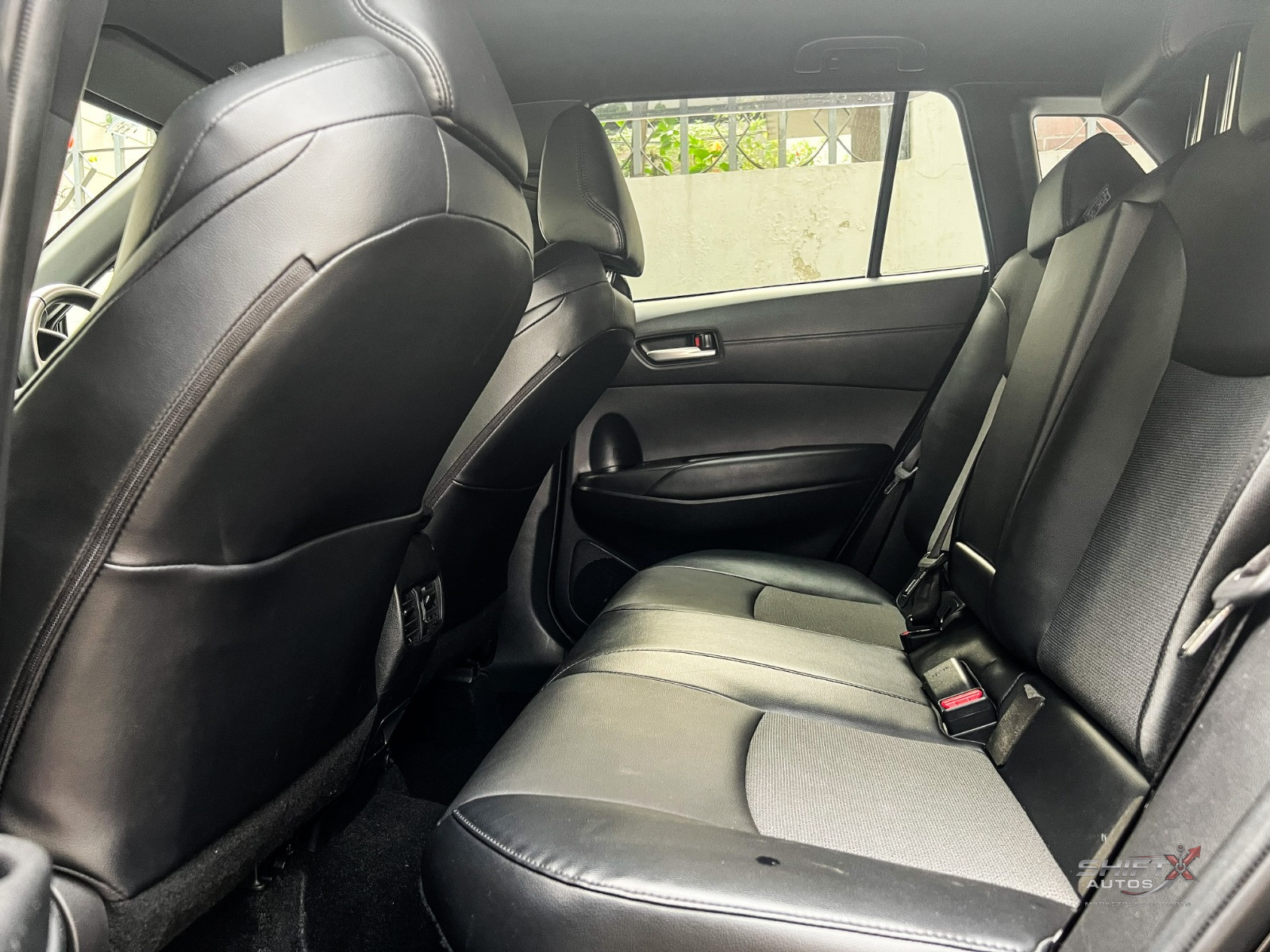 Toyota Corolla Cross Z Pkg 2021 (Hard Top)