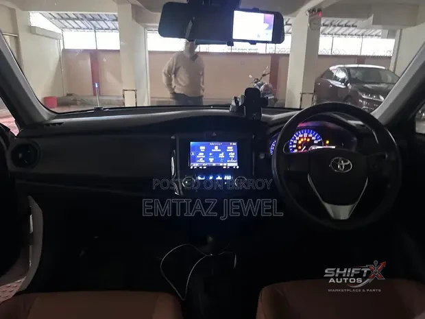 Toyota Axio Hybrid 2018 White