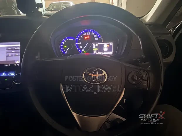 Toyota Axio Hybrid 2018 White