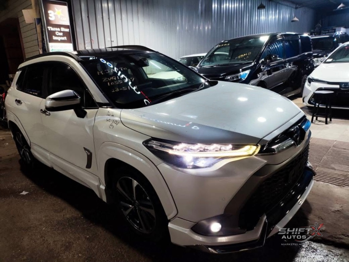 Corolla Cross 2023 Z Leather Panoramic Roof