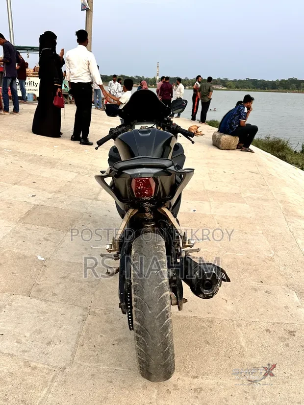 Yamaha R15 V3 2020 Black