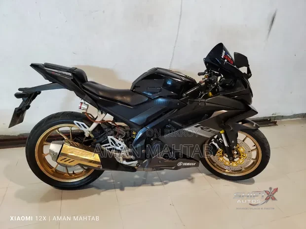 Yamaha R15 2018 Black