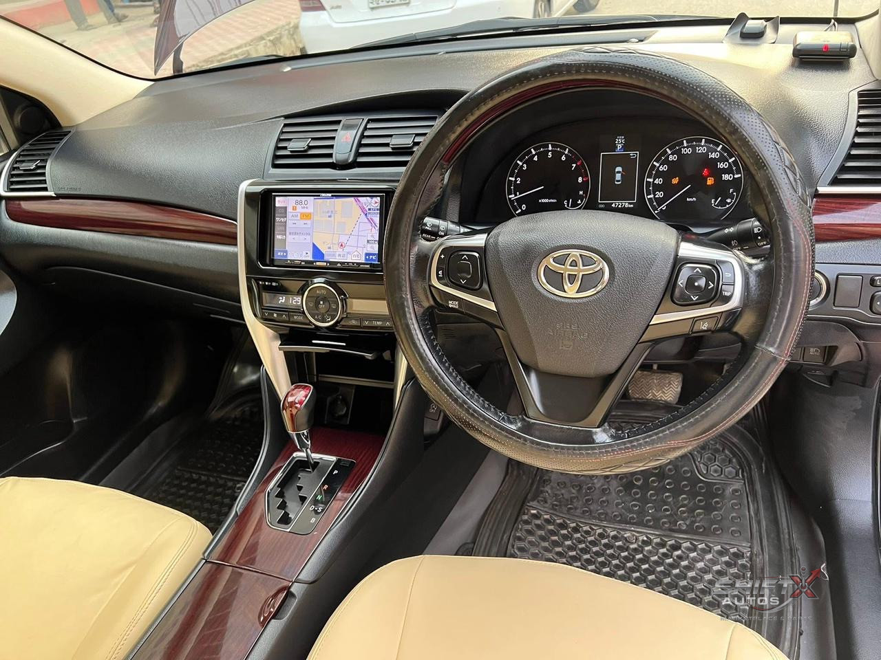 Toyota Premio F 2019