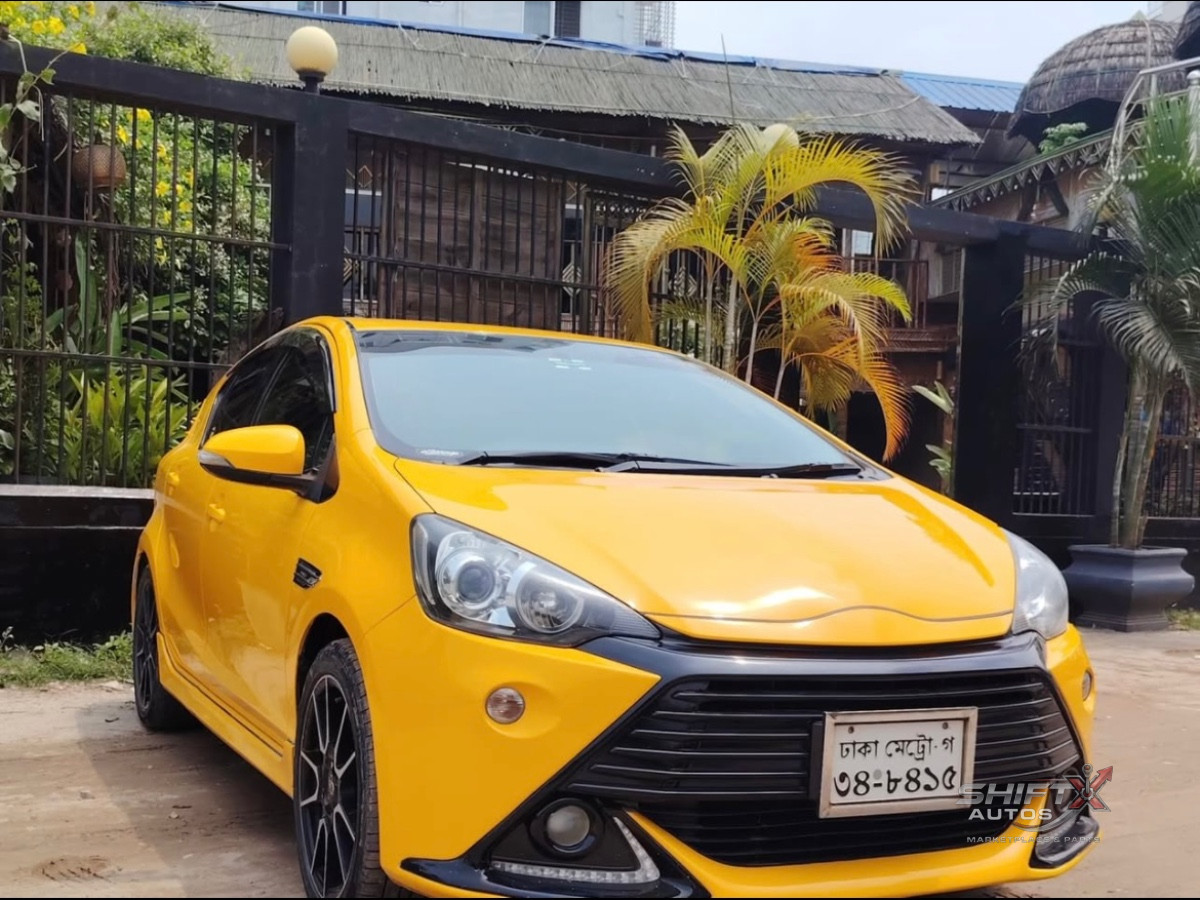 Toyota Aqua Hybrid 2014 GS Package