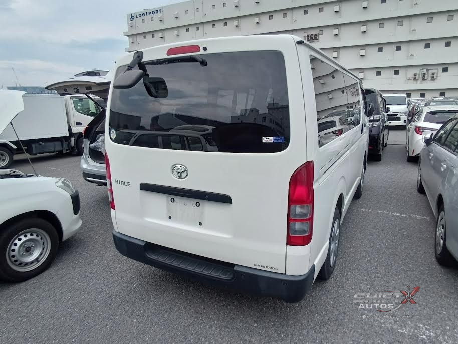 Toyota Hiace Ambulance Dx Pkg 2020