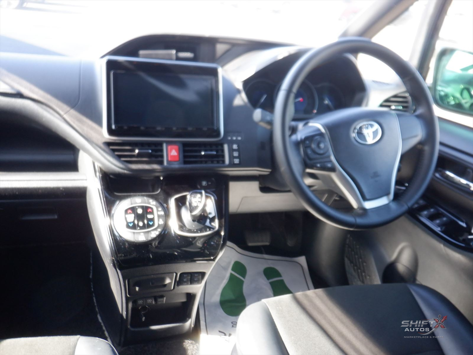 Toyota Noah Si WXB 2 Pkg 2020 Hyb