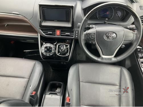Toyota Esquire Gi Pkg 2021 Hyb