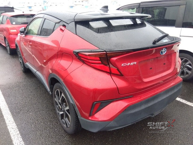 Toyota C-HR G Pkg 2020 (Two Tone)