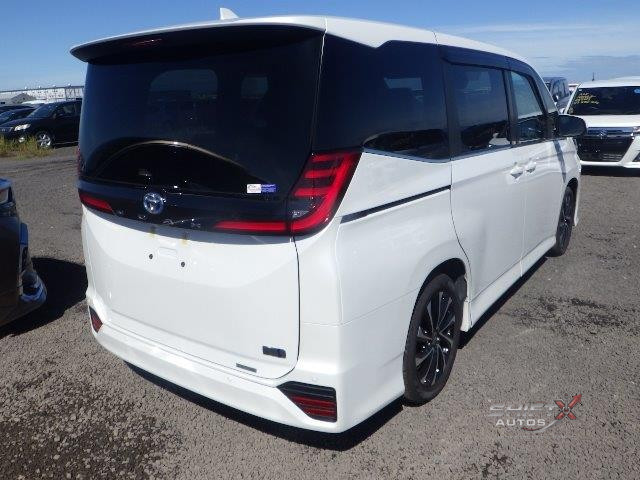 Toyota Noah S-Z Pkg 2022 Hyb