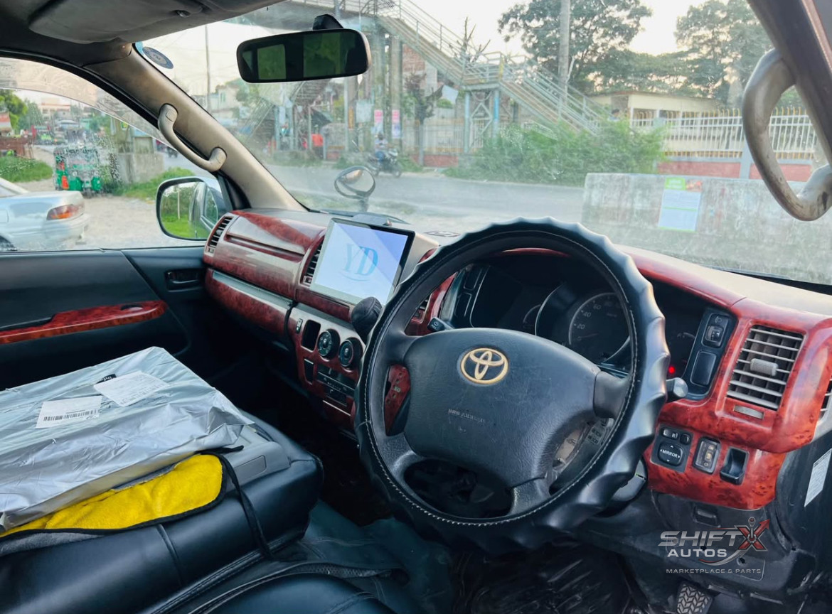 Toyota Hi Ace Super GL 2008