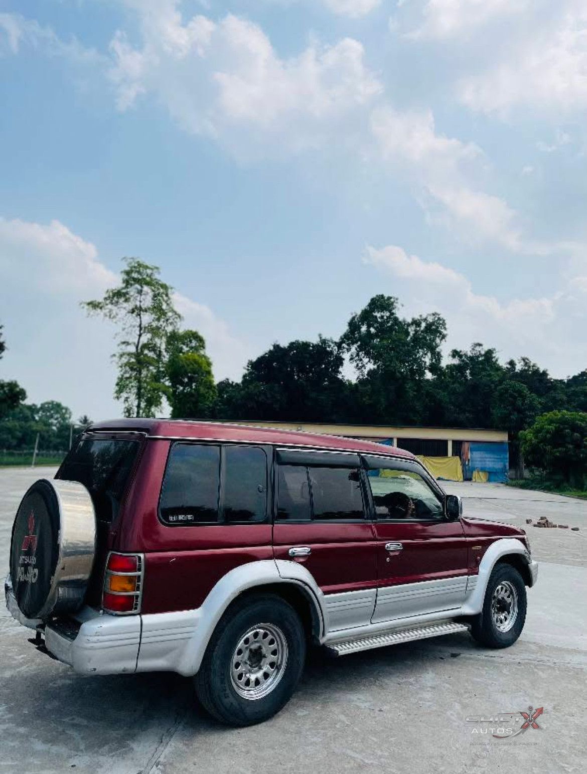 Mitsubishi Pajero V6