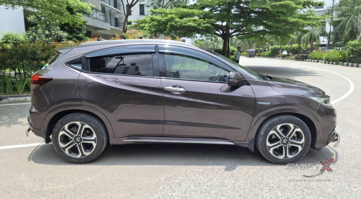 Honda Vezel RS Hybrid 2018