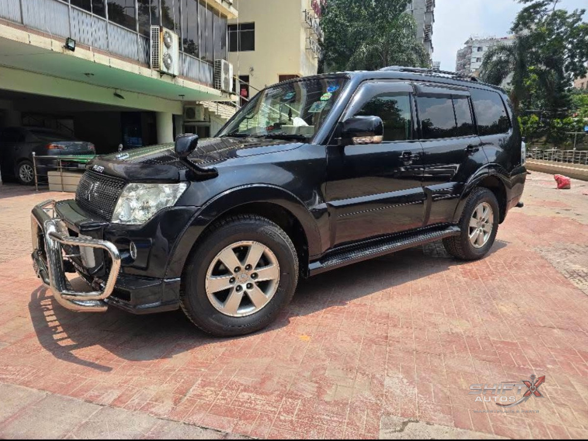 Pajero V6 Exceed 2006