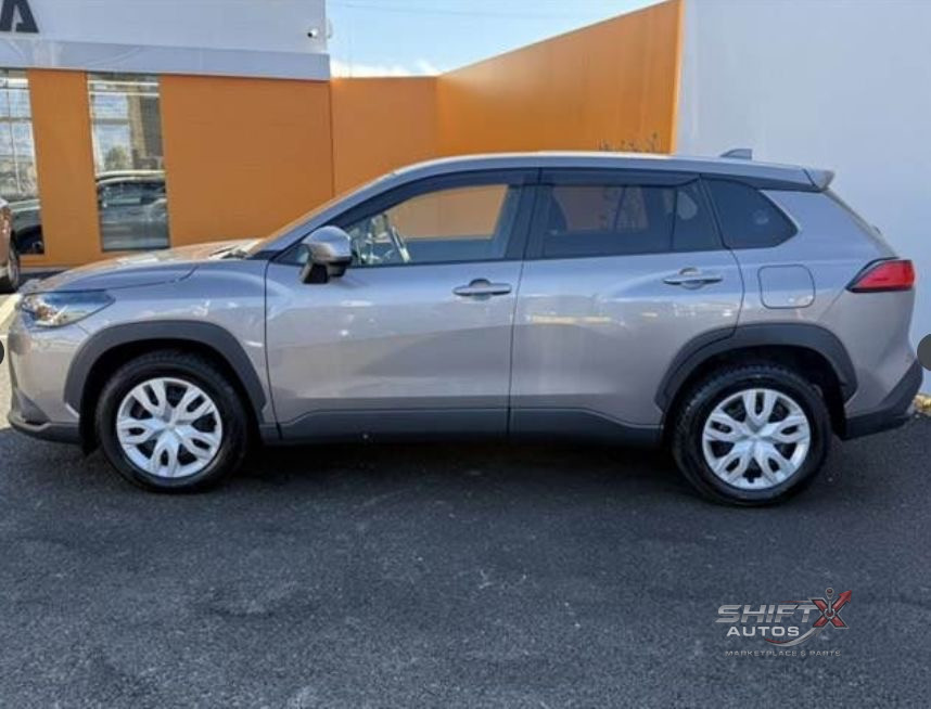 Toyota Corolla Cross 2022 G package(Recon)