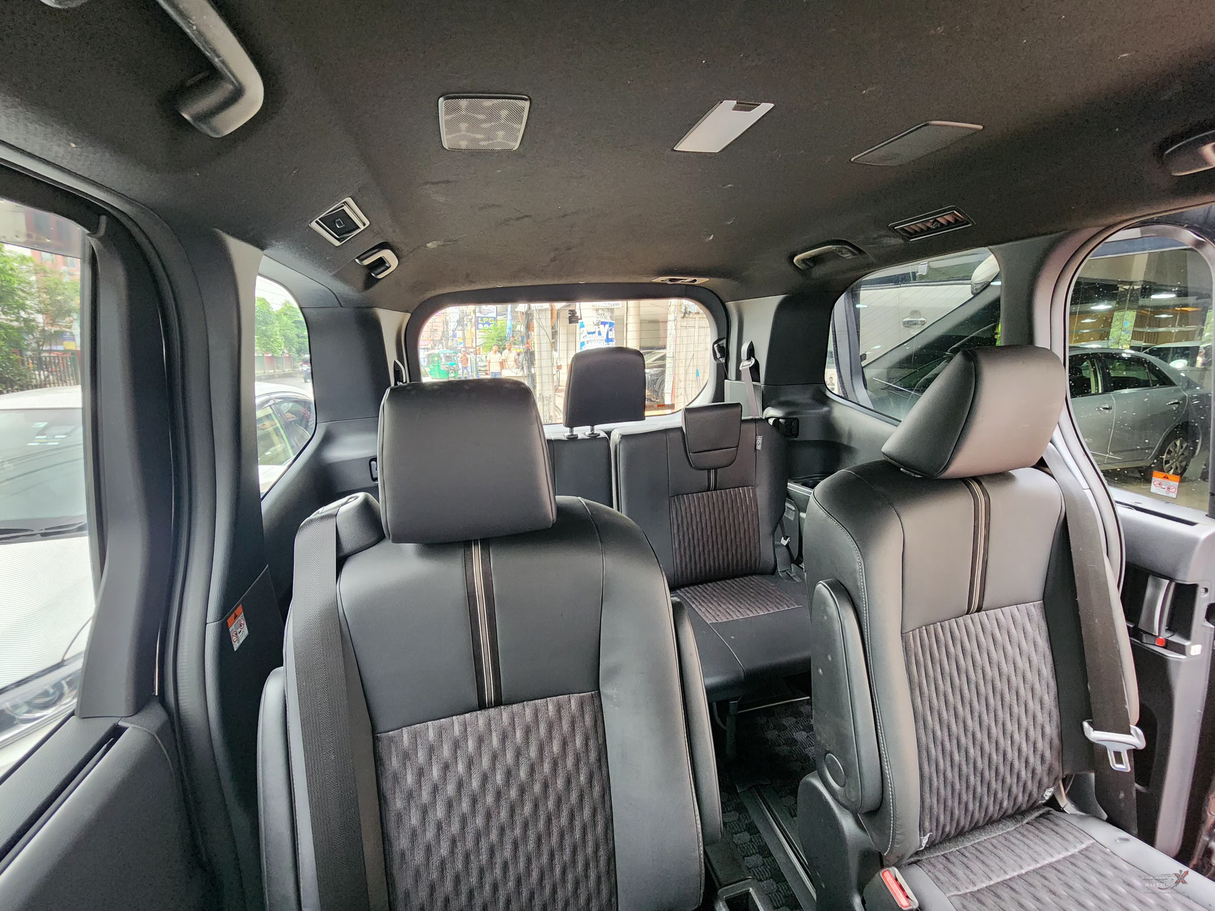 Toyota Noah Hybrid 2023 S-Z Package