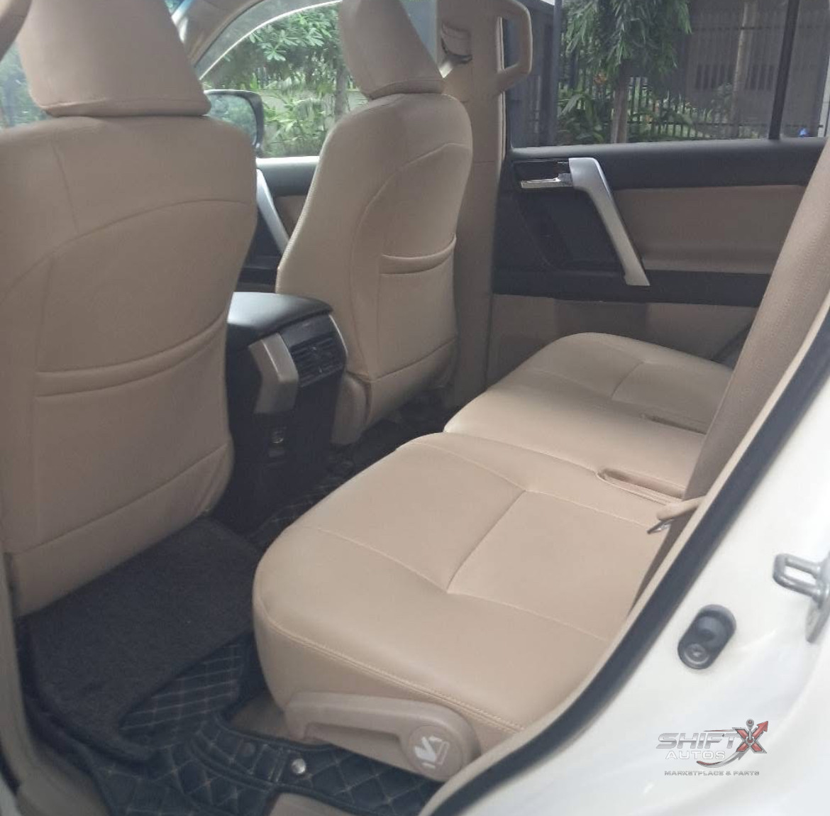 Toyota Land Cruiser Prado 2012