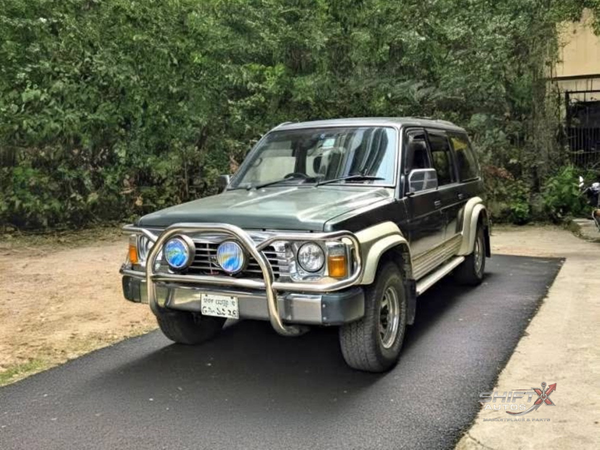 Nissan Patrol Y60 1996 (Safari Edition)