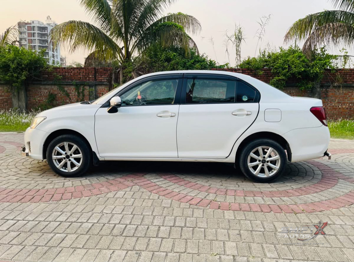 Toyota Axio X Package 2014