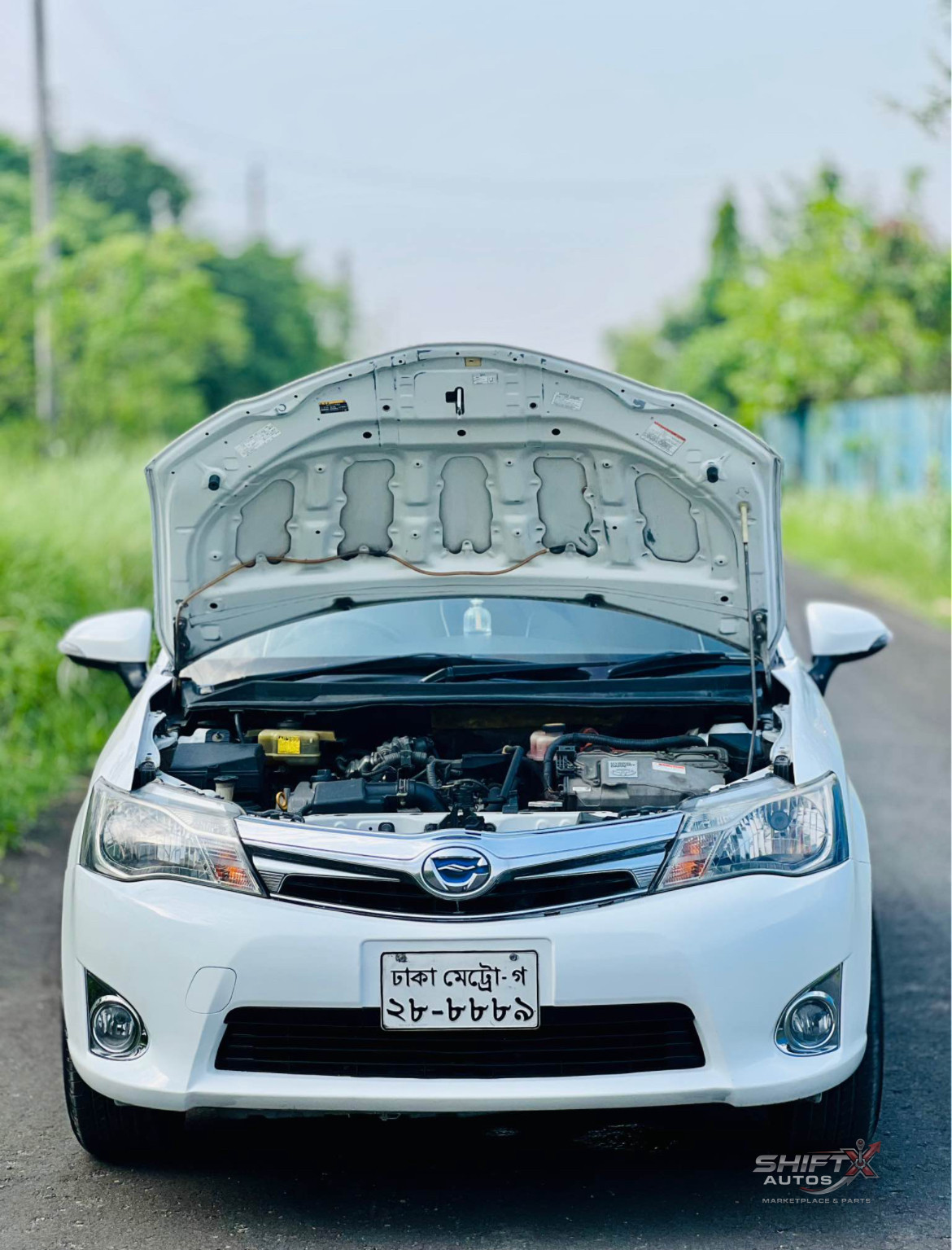 Toyota Corolla Fielder Hybrid 2015