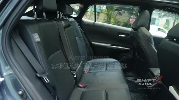 Toyota Harrier Hybrid Z 2020 Blue