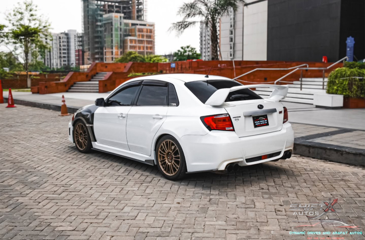 Subaru STi 2010 6 speed manual