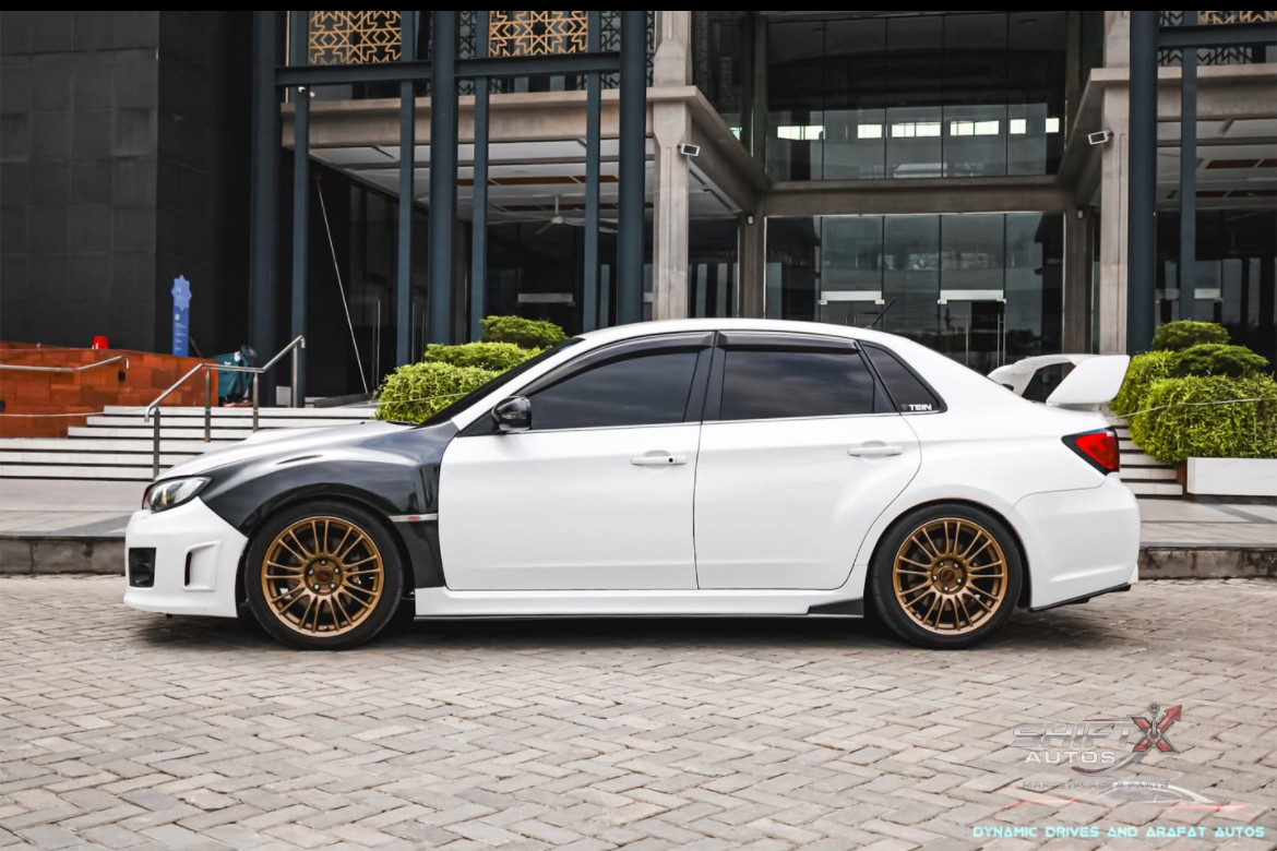 Subaru STi 2010 6 speed manual