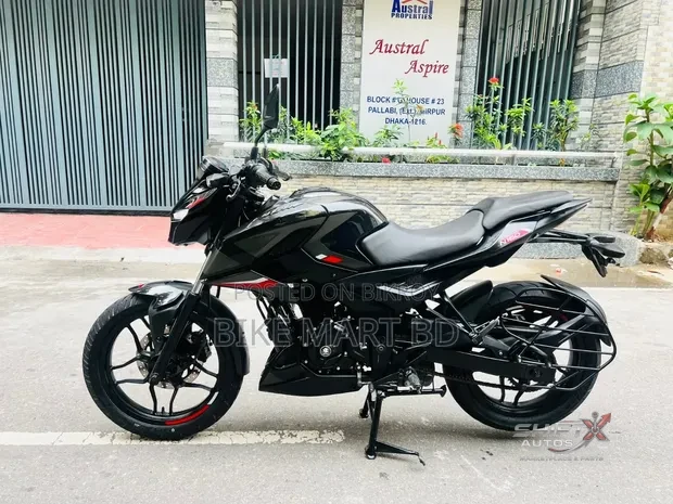 Bajaj pulsar N 160 2024 Black