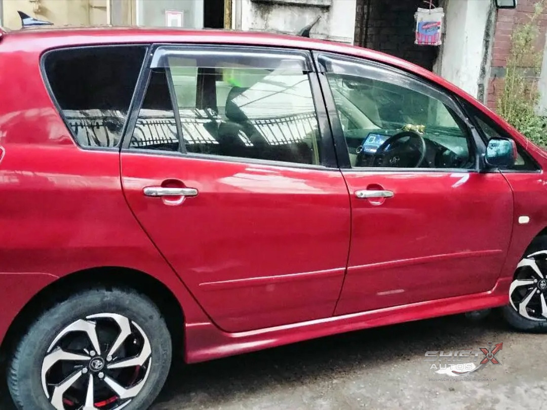 Toyota  spacio sunroof monroof