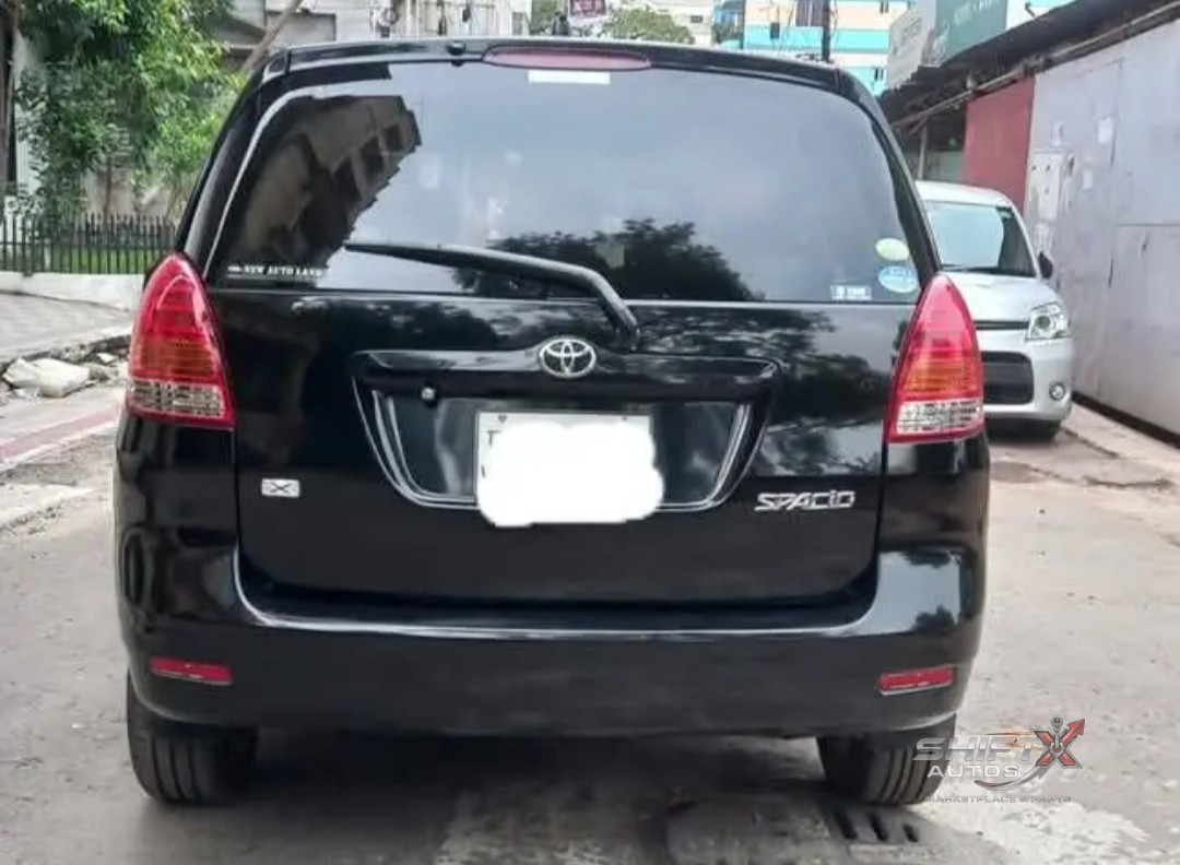 Toyota  Spacio 2007