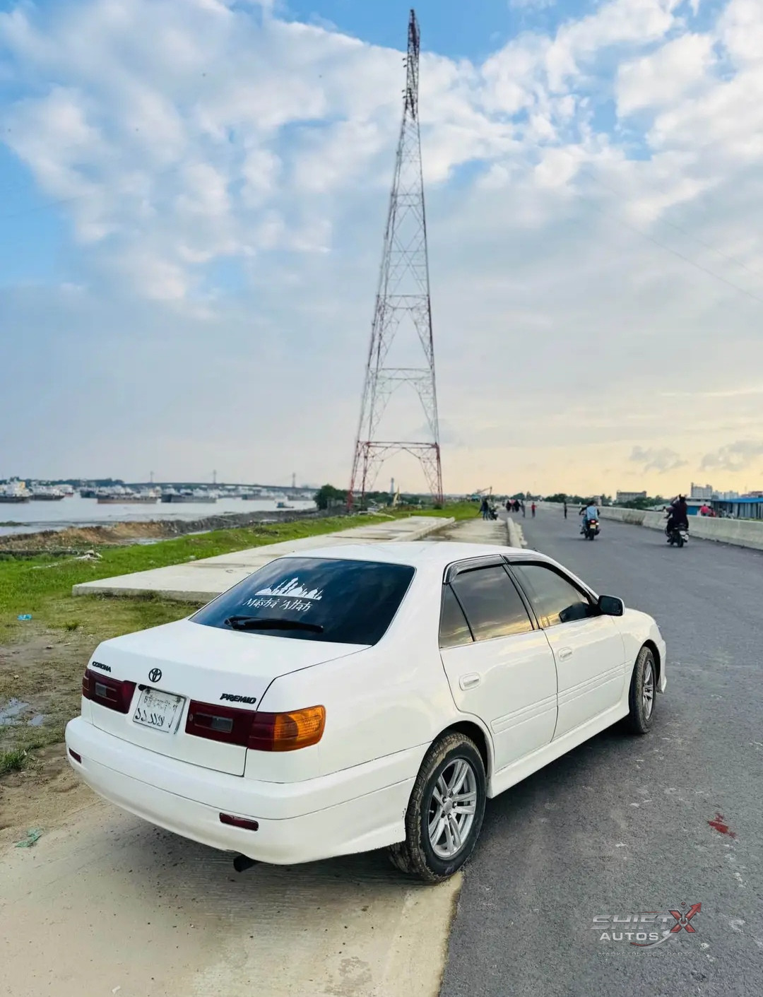 Toyota Corona premio