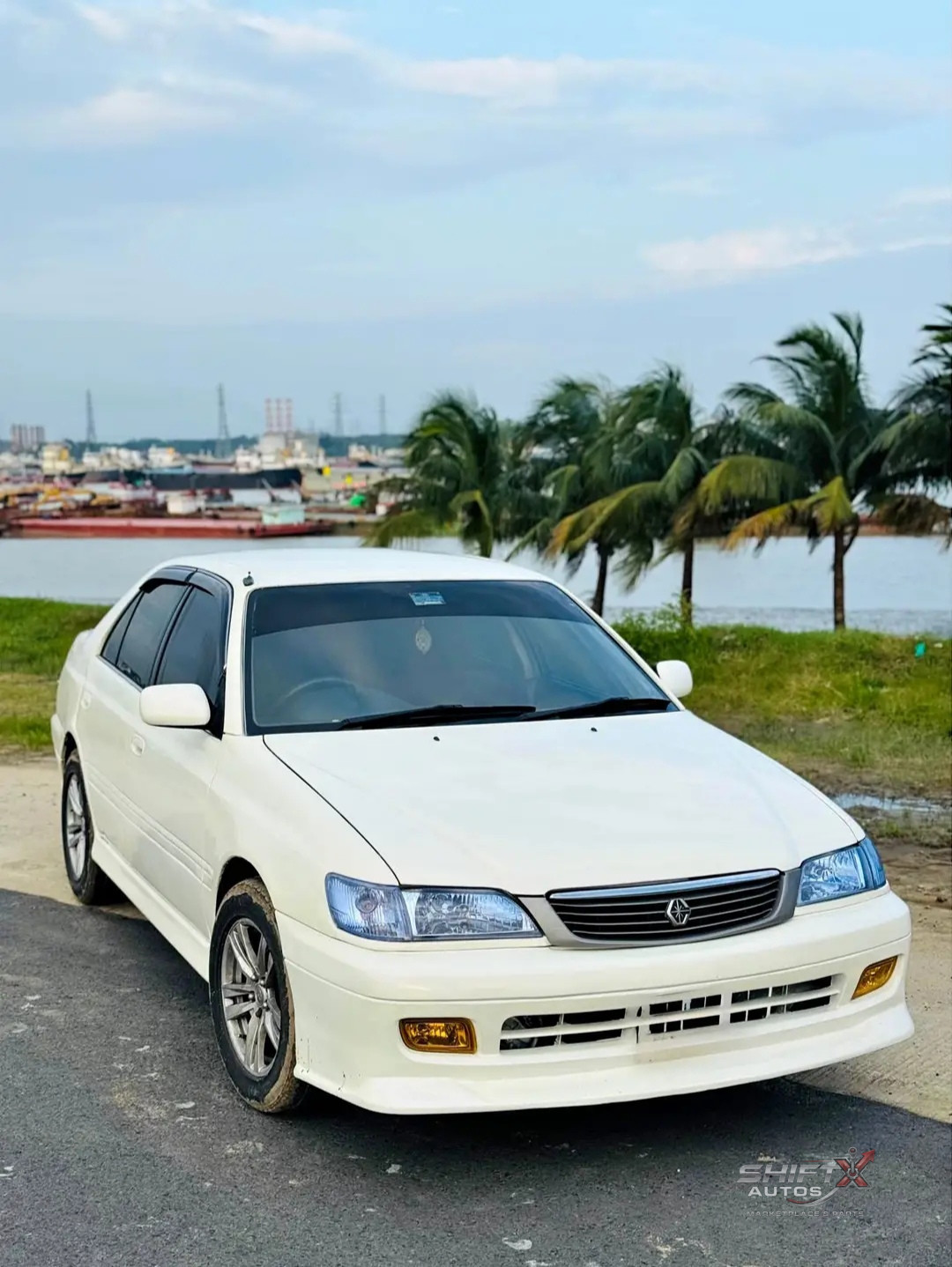 Toyota Corona premio