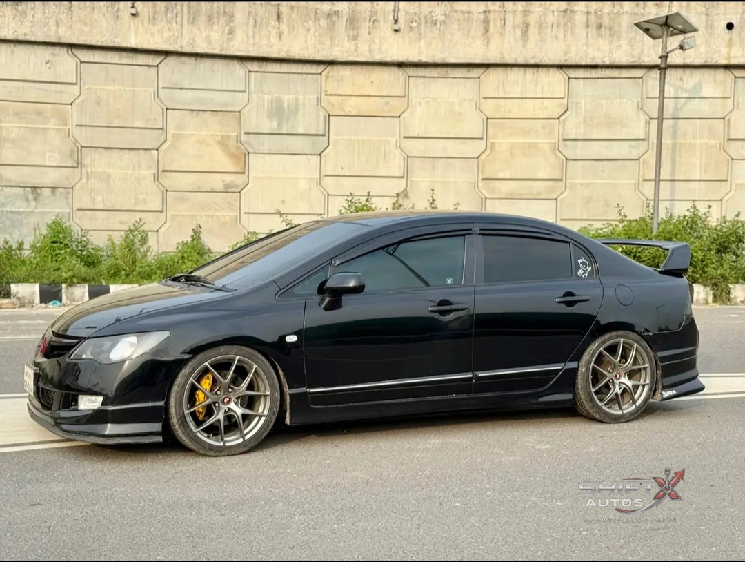 Honda civic FD 4