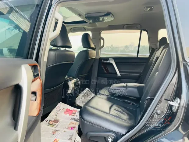 New Toyota  Land Cruiser prado 2011 black