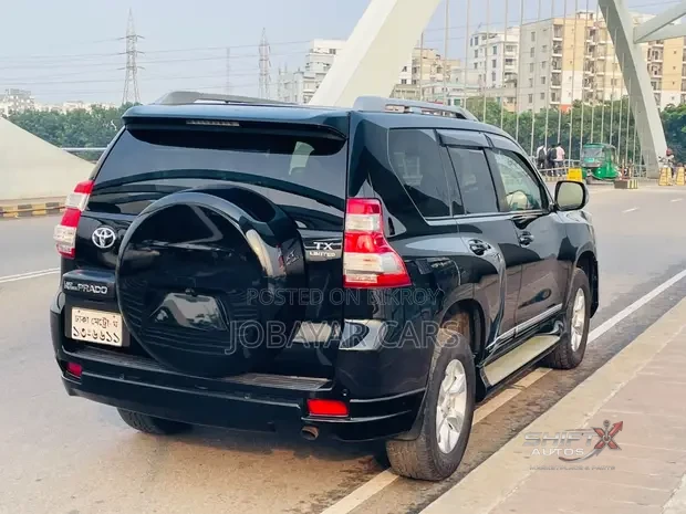 New Toyota  Land Cruiser prado 2011 black