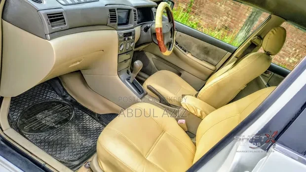 Toyota  corolla 2006 White