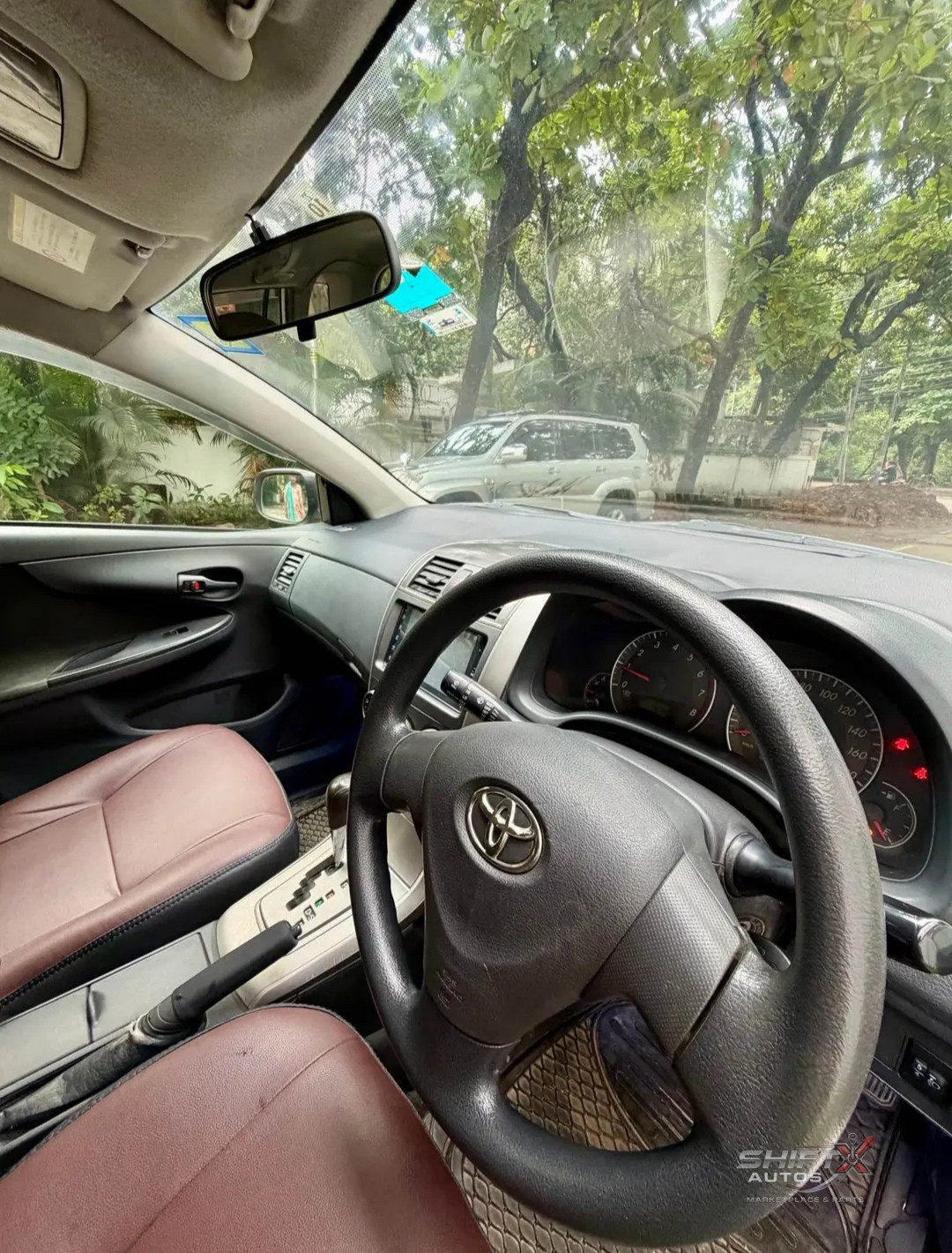Toyota Axio fielder 2010