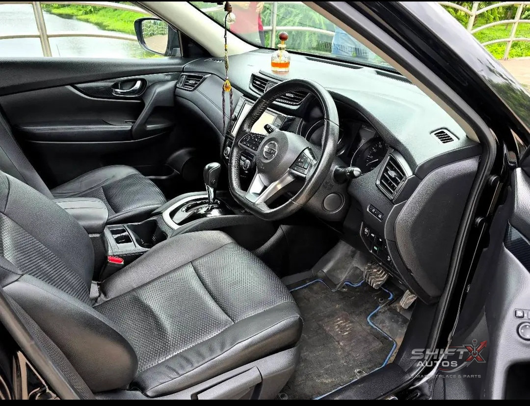 Nissan  X-Trail JDM