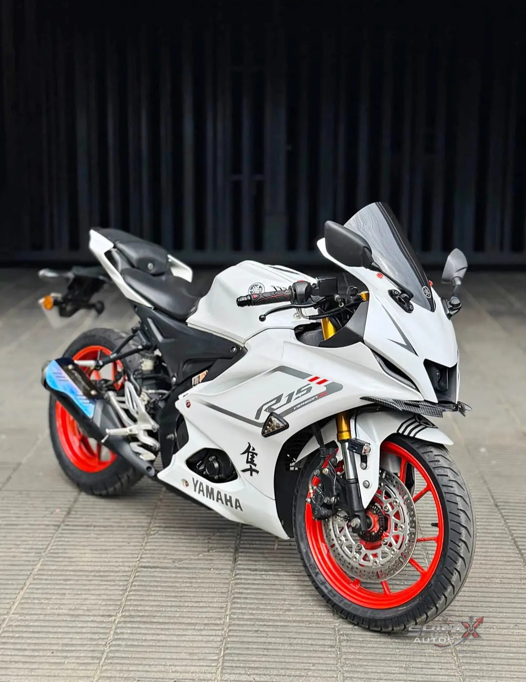 Yhamaha R15 V4