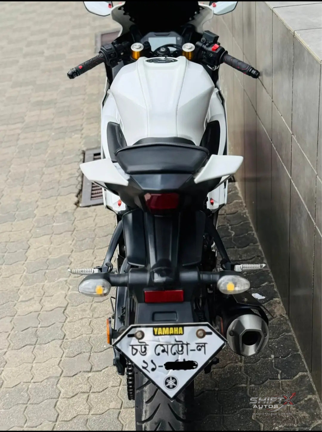 Yhamaha R15 V4