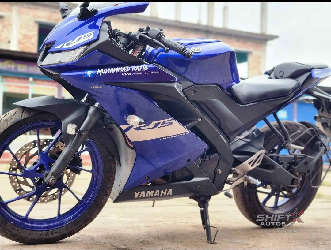 R15 V3