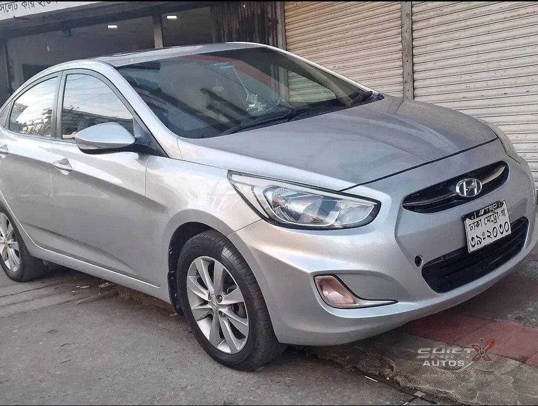 Hyundai Accent Blue 2015